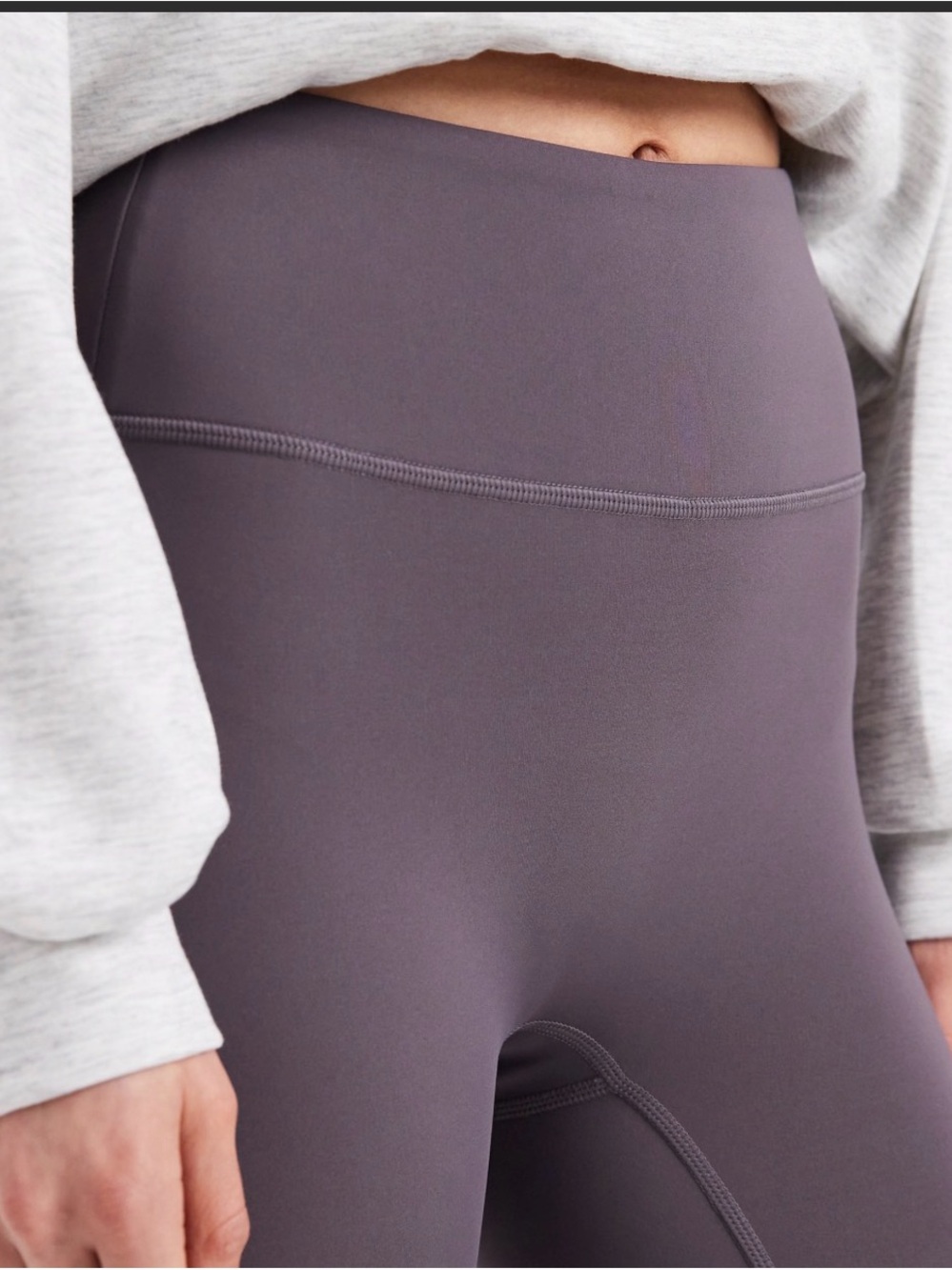 Lululemon Wunder Under High Rise Leggings 28", Size 4- in solid charcoal gray - Picture 2 of 10